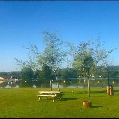 Base De Loisirs Du Colvert *